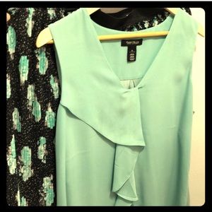 Aqua roses flirty skirt with black backdrop